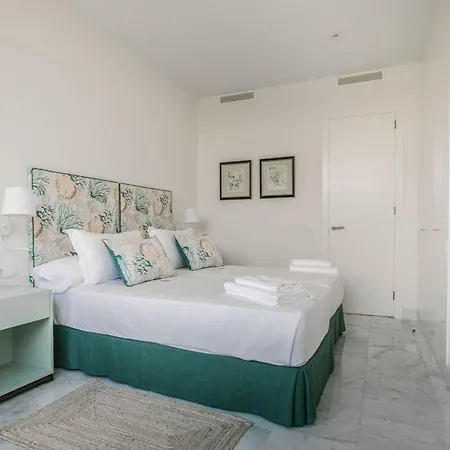 Binibequer Vell Sleeps 8 With Pool Air Con And Wifi