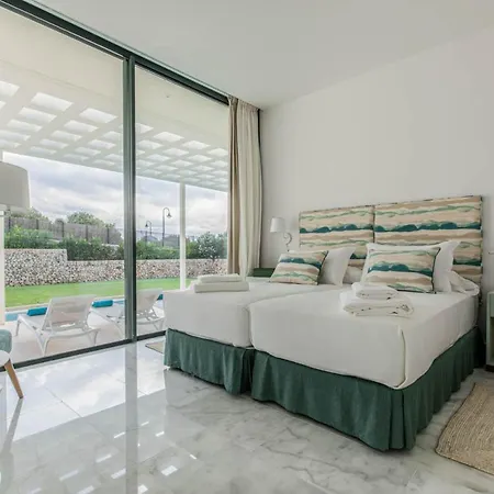 Villa Binibequer Vell Sleeps 8 With Pool Air Con And Wifi